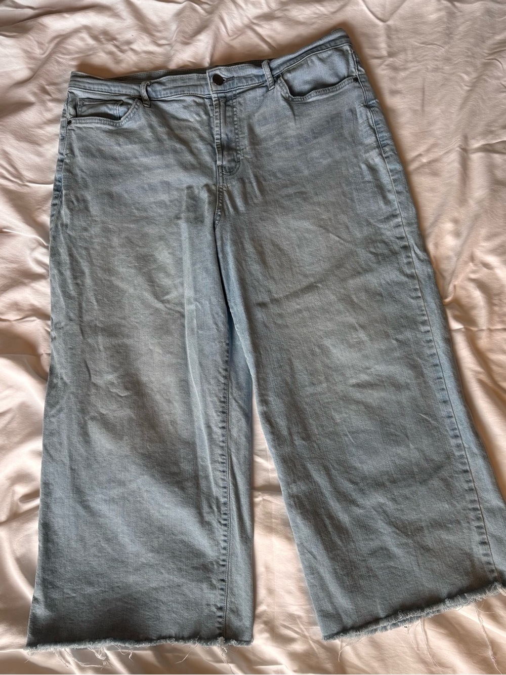 Light Blue Hi Rise Wide-Leg Women’s Crop Jeans